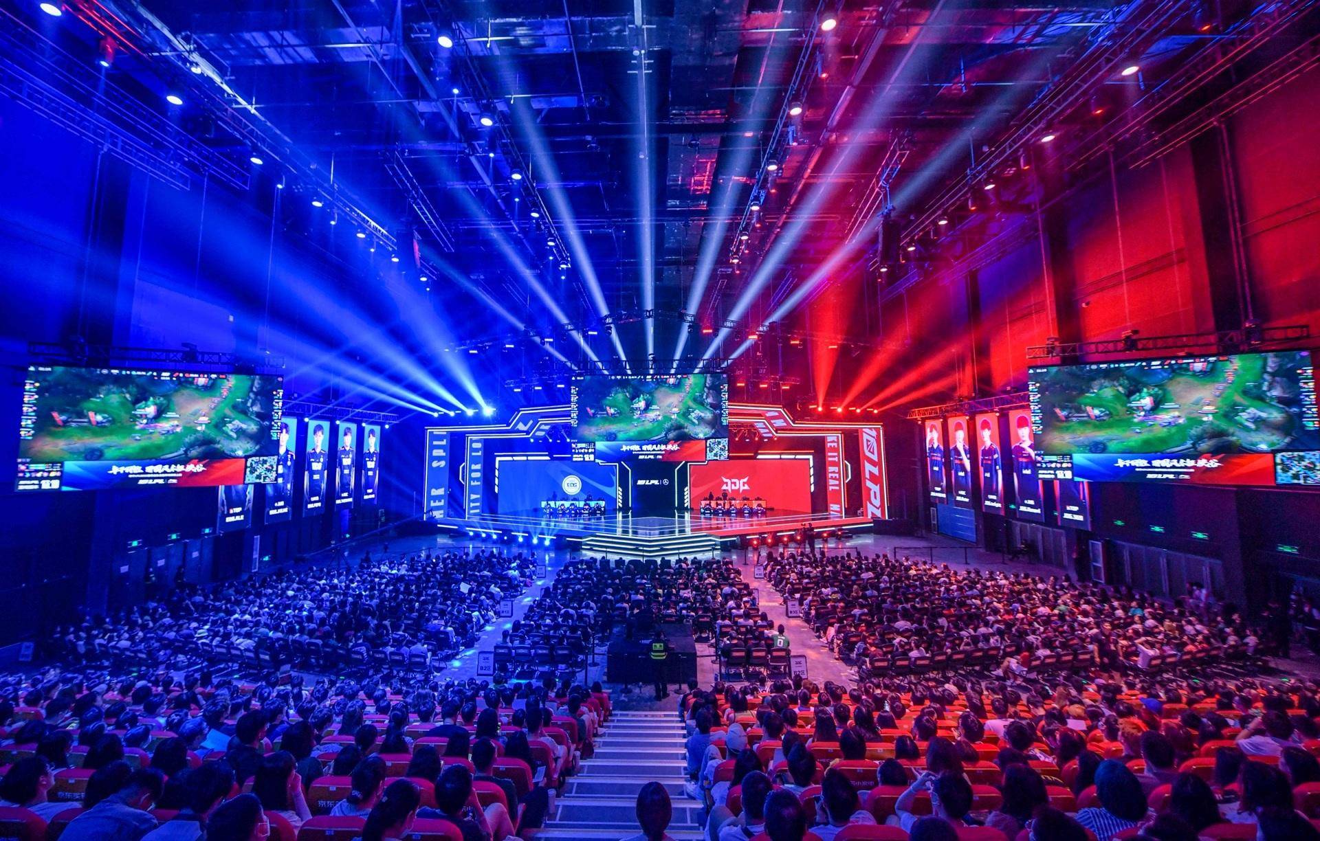 中受包夹频 中受包夹频